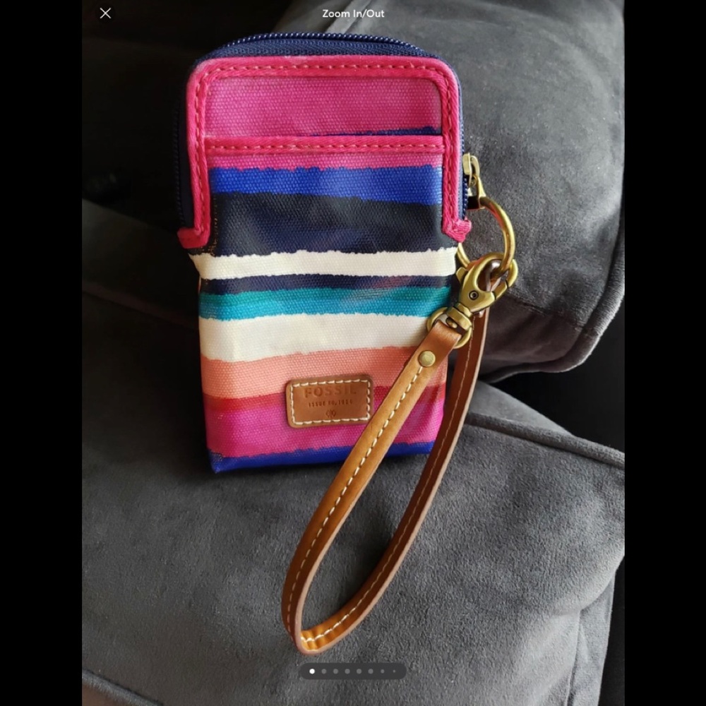 Fossil wrislet wallet ID holder